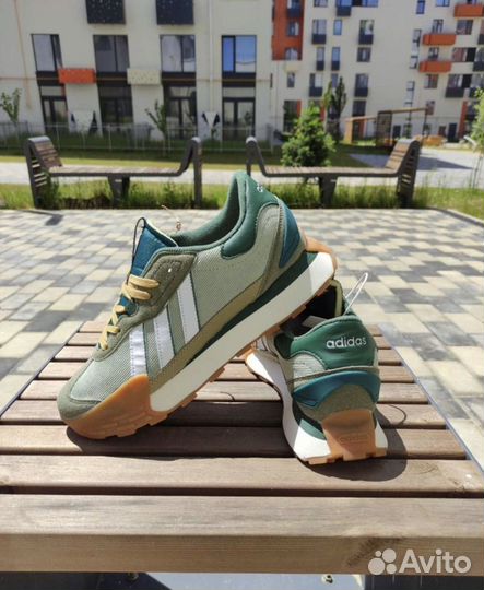 Кроссовки Adidas Futro Neo - омск