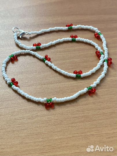 Украшения из бисера
