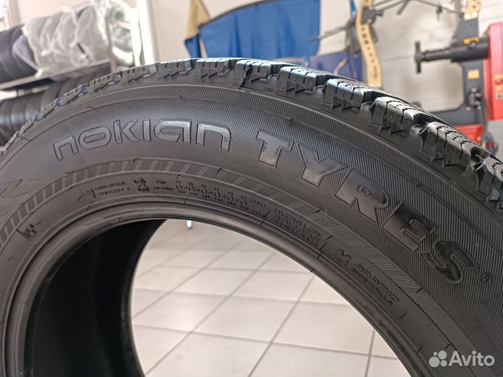 Nokian Tyres Hakkapeliitta R3 SUV 235/60 R18