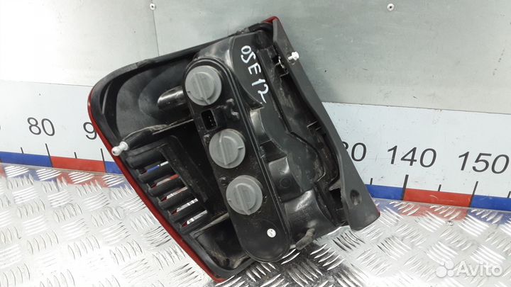 Фонарь задний правый Jeep Grand Cherokee WJ 2001