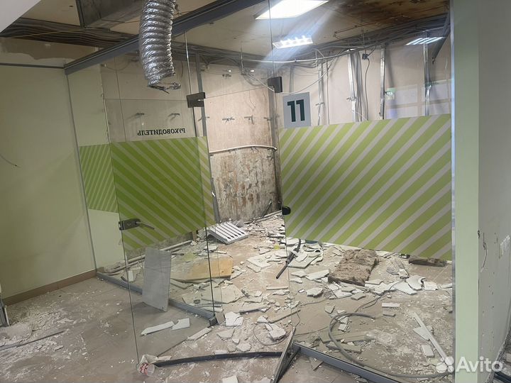 Дверние окно тумба