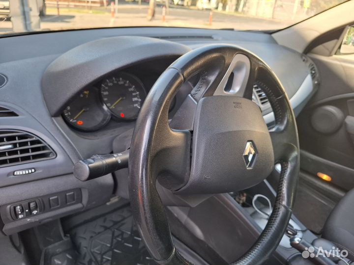 Renault Fluence 1.6 AT, 2012, 135 000 км
