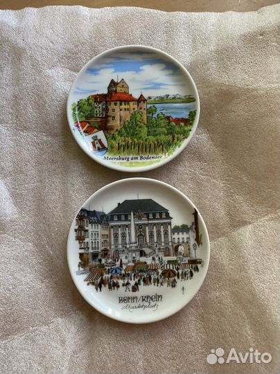 Настенная тарелка