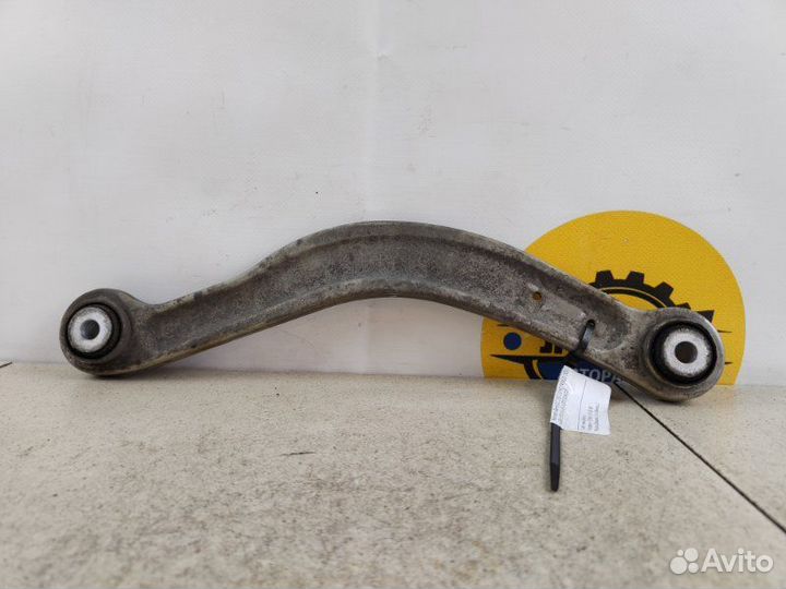 Рычаг подвески верхний задний левый Mercedes-Benz