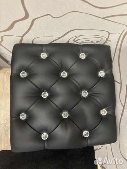 Пуфик в прихожую с ящиком