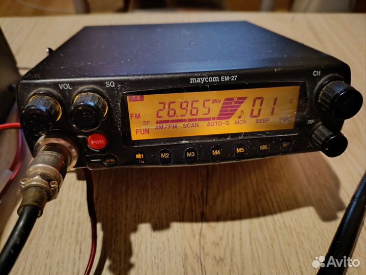 Автомобильная рация с антенной бу
