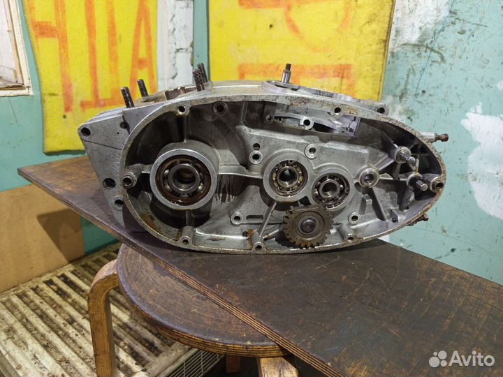 Картер двигателя мотоцикла Панония