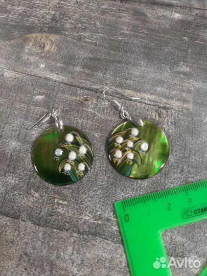Серьги перламутровые 
