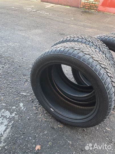 Nokian Tyres Hakkapeliitta 9 245/45 R18 98T