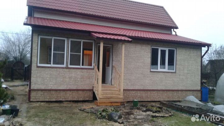 Бригада строителей