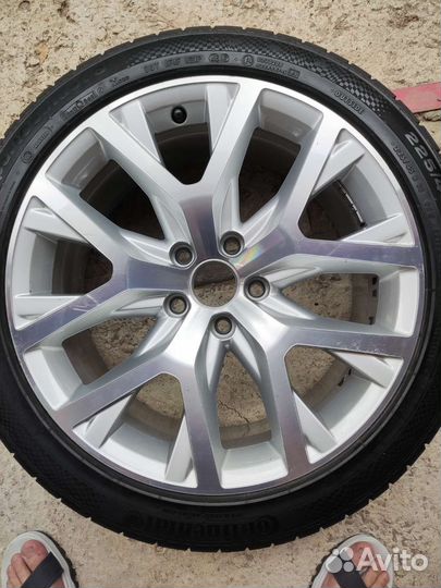 Литой диск VW Canyon R18