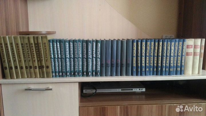 Продам книги