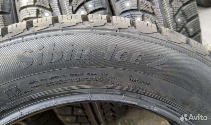 Новые зимние шины 205-55-16 (завод Continental )