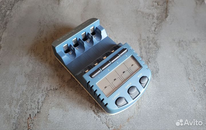 Зарядное устройство technoline BC-900