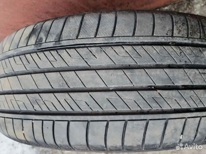 Kumho Solus HS63 225/55 R18