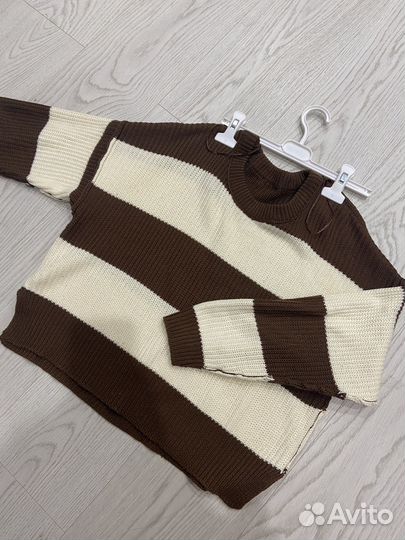 Свитер stradivarius