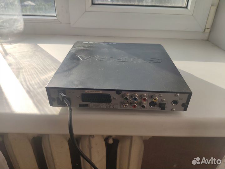 DVD плеер supra DVS-109ux