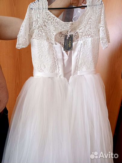 Свадебное платье