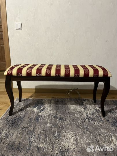 Банкетка в прихожую