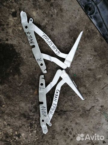 Петля Крышки Багажника Ауди А4 Б7 Седан