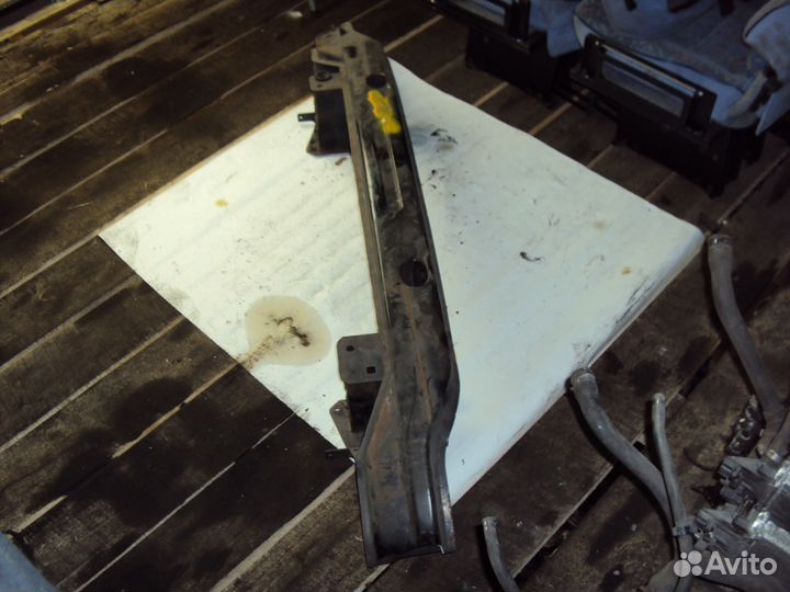 Усилитель переднего бампера Вито Виано 639 W639