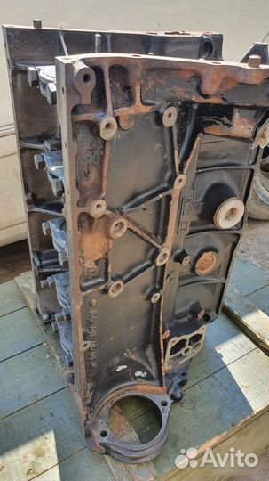 Блок двс Mercedes M102.920 1984-1993