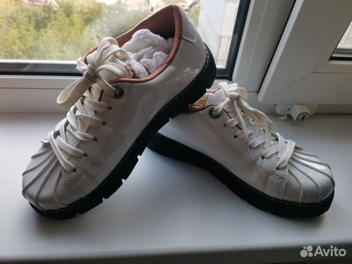 Ботинки женские 35 36
