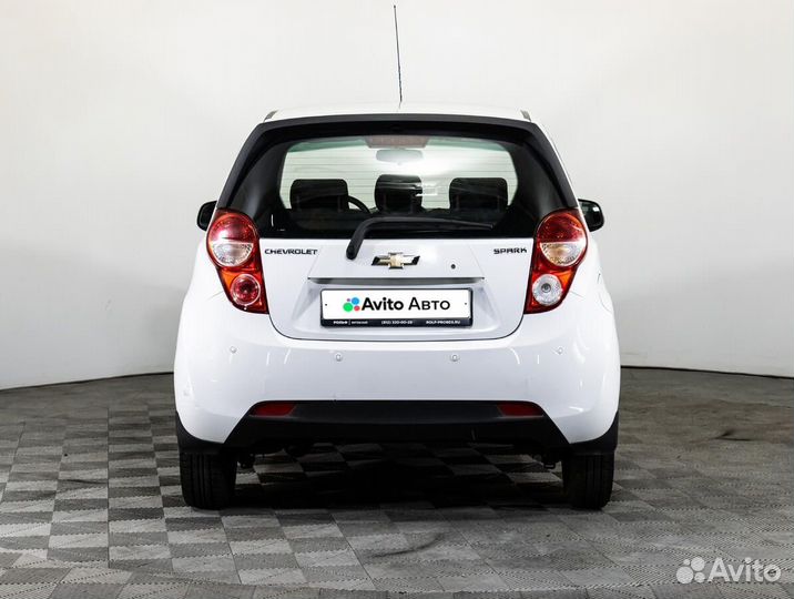 Chevrolet Spark 1.0 AT, 2013, 185 349 км