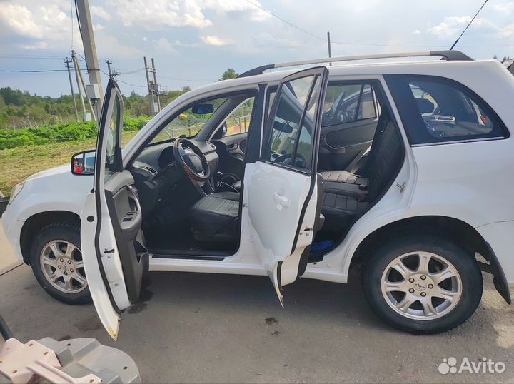 Chery Tiggo (T11) 1.8 МТ, 2015, 63 000 км