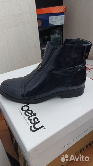 Ботинки женские 34 размер