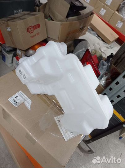 Бачок стеклоомывателя 5Q0955453R