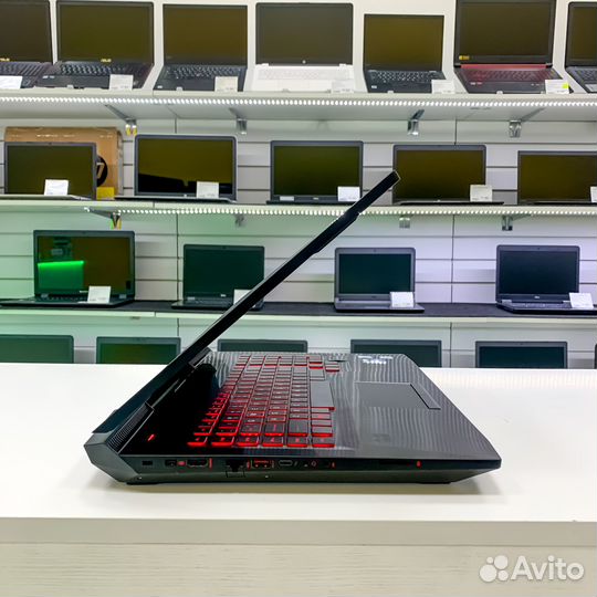 Игровой ноутбук HP 17