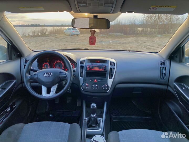 Kia Ceed 1.4 МТ, 2010, 220 000 км