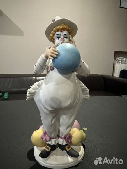 Статуэтка клоун