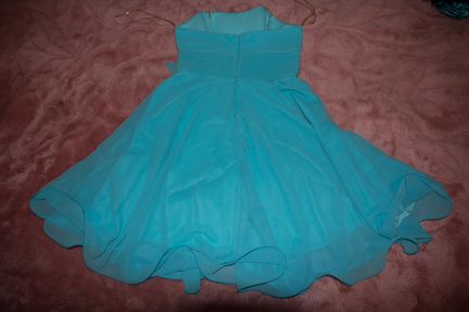 Красивое коктейльное платье р-р 42