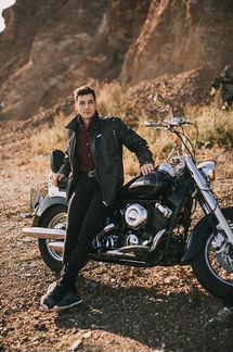 Супер мягкая кожаная утепленная куртка Pretender