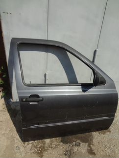 Дверь правая передняя Volkswagen Golf 3