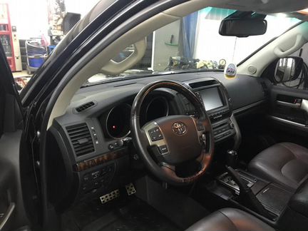 Toyota Land Cruiser 4.5 AT, 2010, 57 000 км