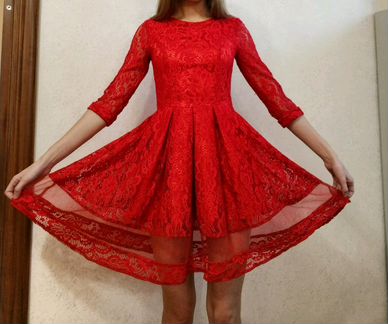 Праздничное красное платье 42р