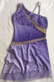 Платье для выступления по фигурному катанию