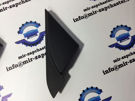Крышка зеркала внутренняя правая Mazda 3 BL 2009-2