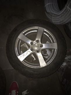 Комплект колёс (Шины+диски) для Volkswagen Passat