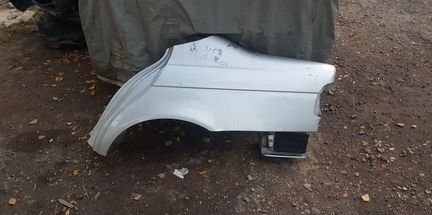 Крыло заднее левое BMW E39 седан