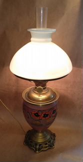 Керосиновая лампа 19 века