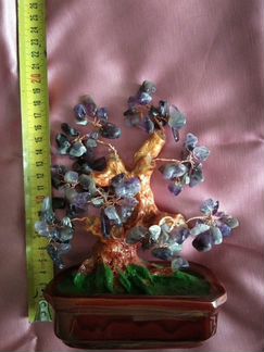 Дерево с аметистами