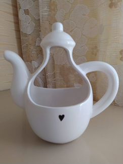 Керамический декоративный чайник