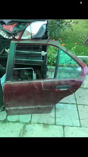 Задняя левая дверь от бмв Е36