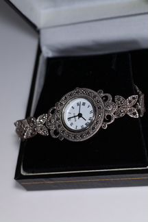 Часы серебряные