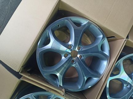 Диски новые оригинал R18 Y на Ford