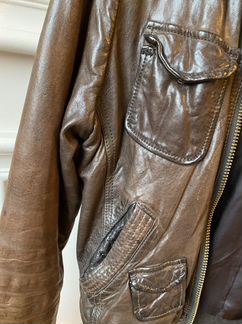 Кожаная куртка armani